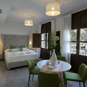 apartamentos-el-marques.hotelsinnerja.org/
